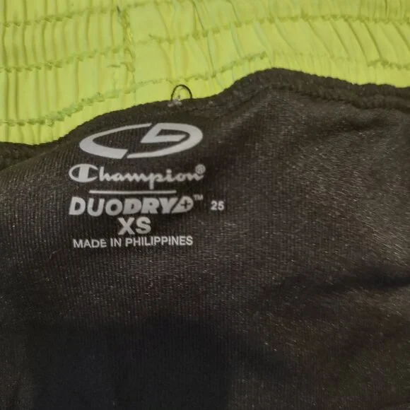 Girls Champion DUODRY Neon green/ gray shorts LW - Picture 3 of 3